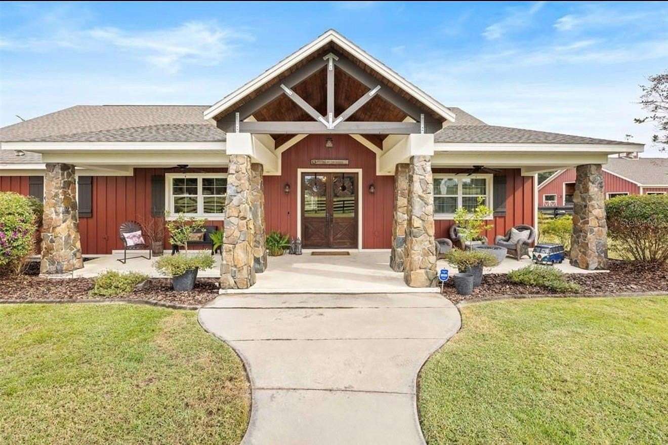 7 Acres of Land with Home for Sale in Weirsdale, Florida