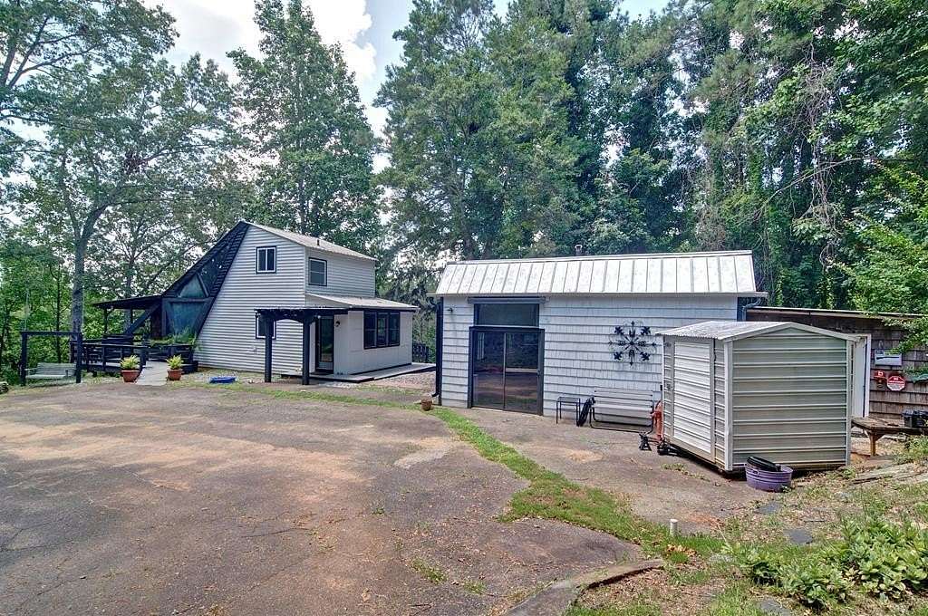 5 Acres of Land with Home for Sale in Dawsonville, Georgia