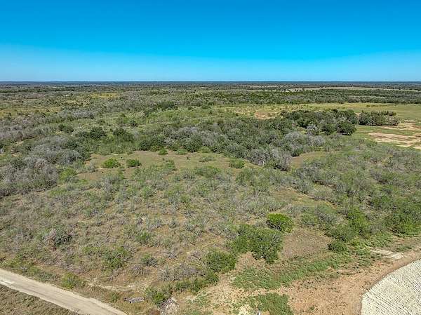 26.2 Acres of Land for Sale in Waelder, Texas