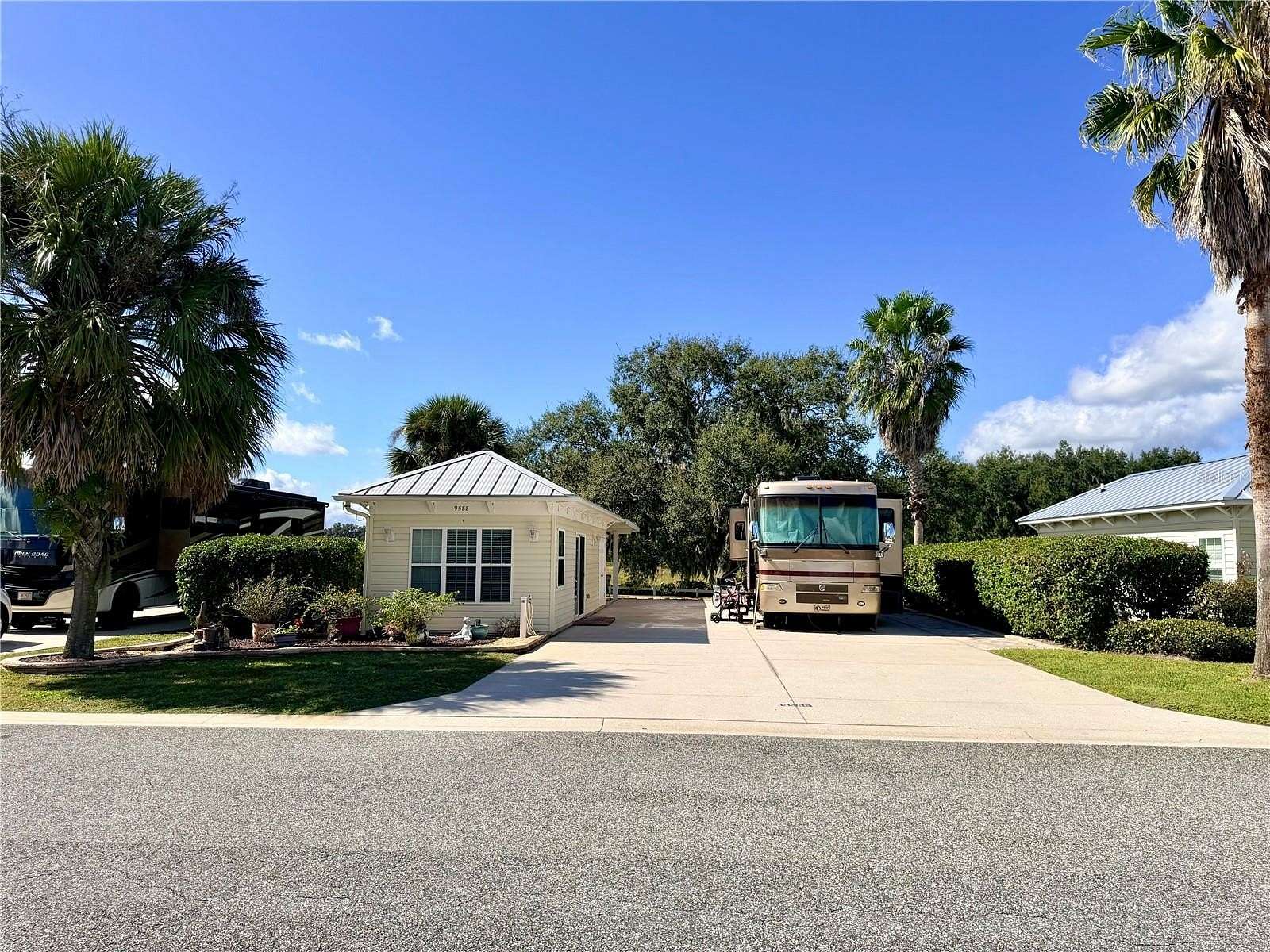 0.12 Acres of Land for Sale in Webster, Florida