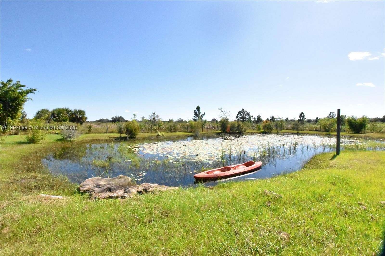 2.5 Acres of Residential Land for Sale in Okeechobee, Florida