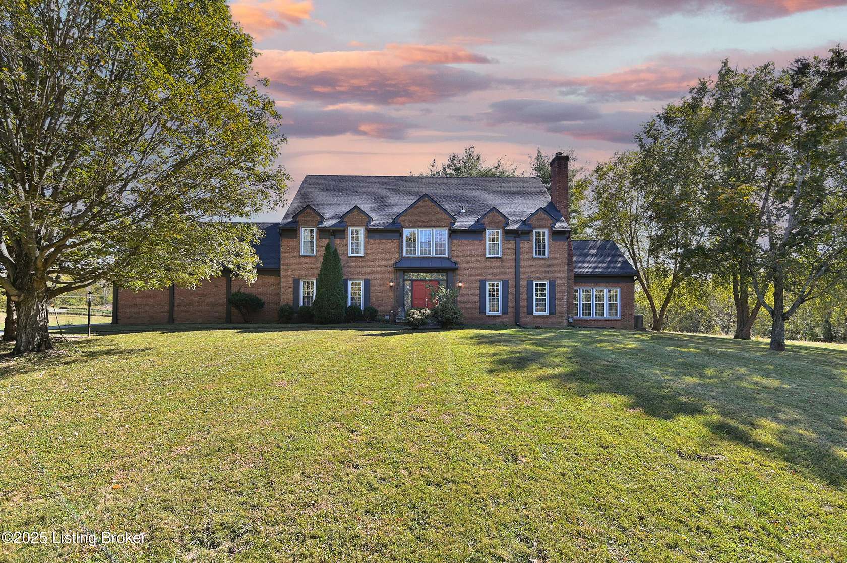 1.5 Acres of Residential Land with Home for Sale in Prospect, Kentucky