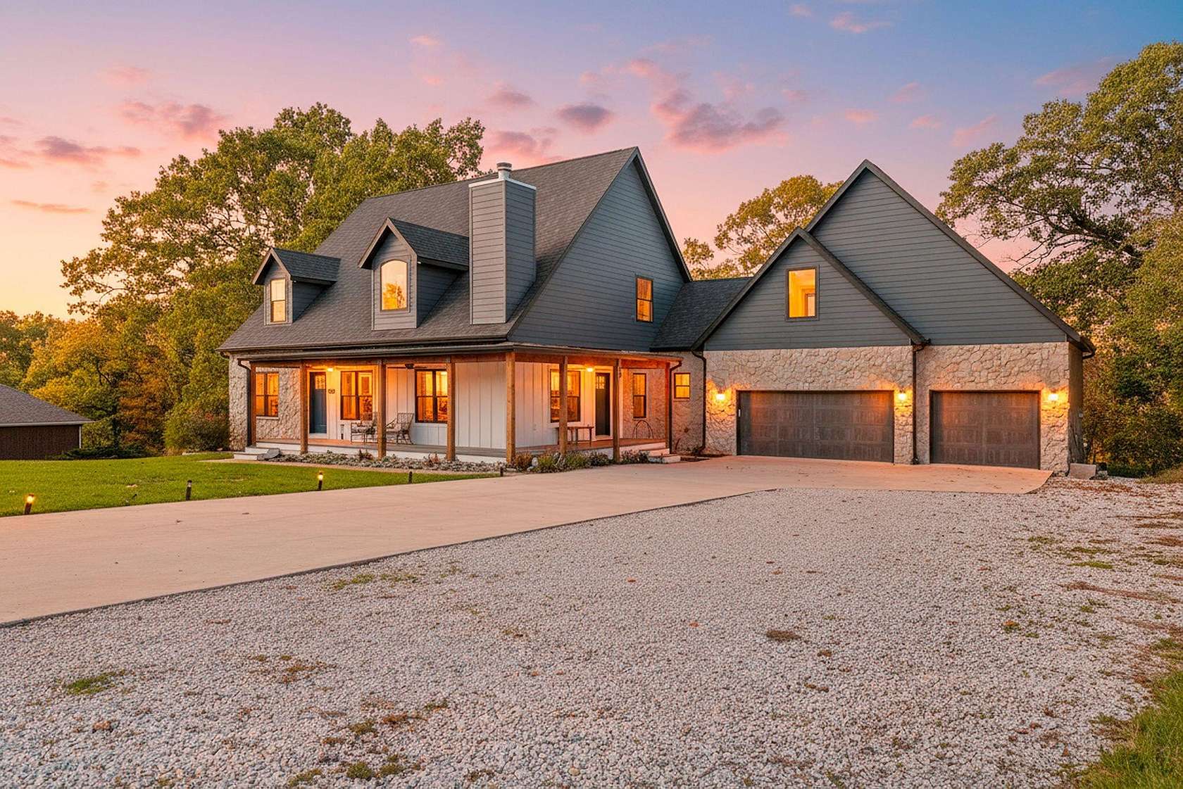 2.5 Acres of Residential Land with Home for Sale in Nixa, Missouri