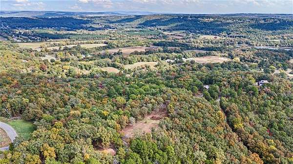 1 Acre of Residential Land for Sale in Russellville, Arkansas