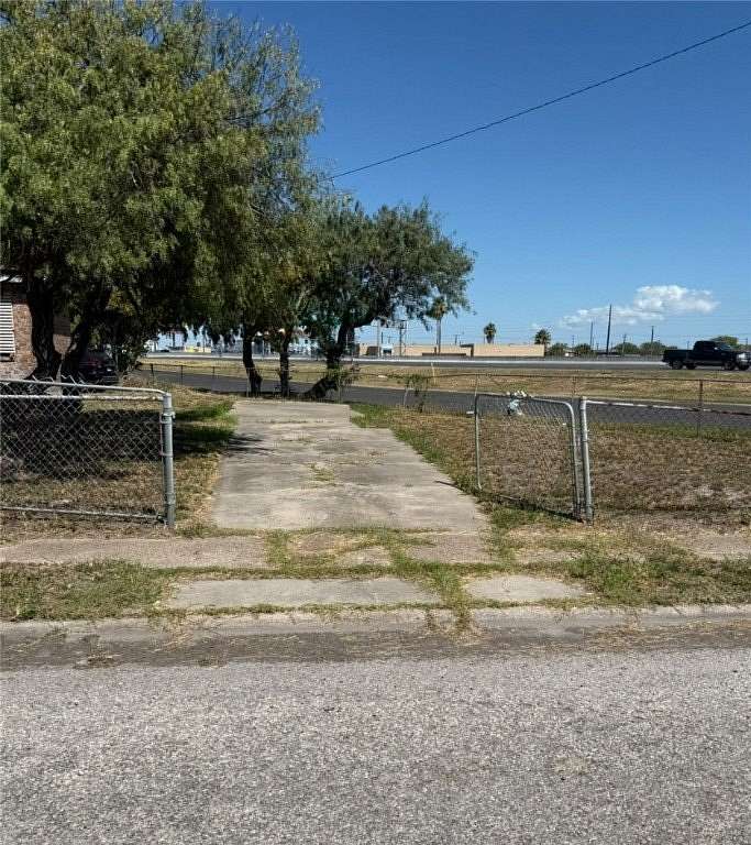 0.05 Acres of Land for Sale in Corpus Christi, Texas