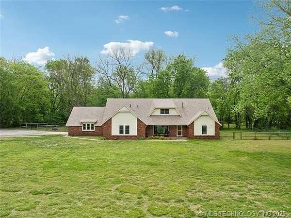 10 Acres of Land with Home for Sale in Claremore, Oklahoma