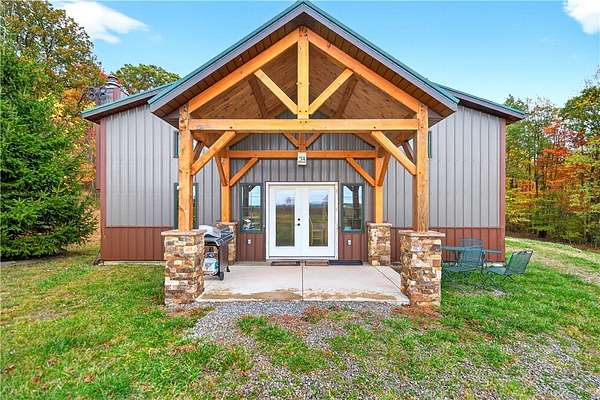 4.14 Acres of Land with Home for Sale in Stahlstown, Pennsylvania