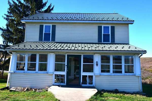 15.7 Acres of Land with Home for Sale in Fairmont City, Pennsylvania