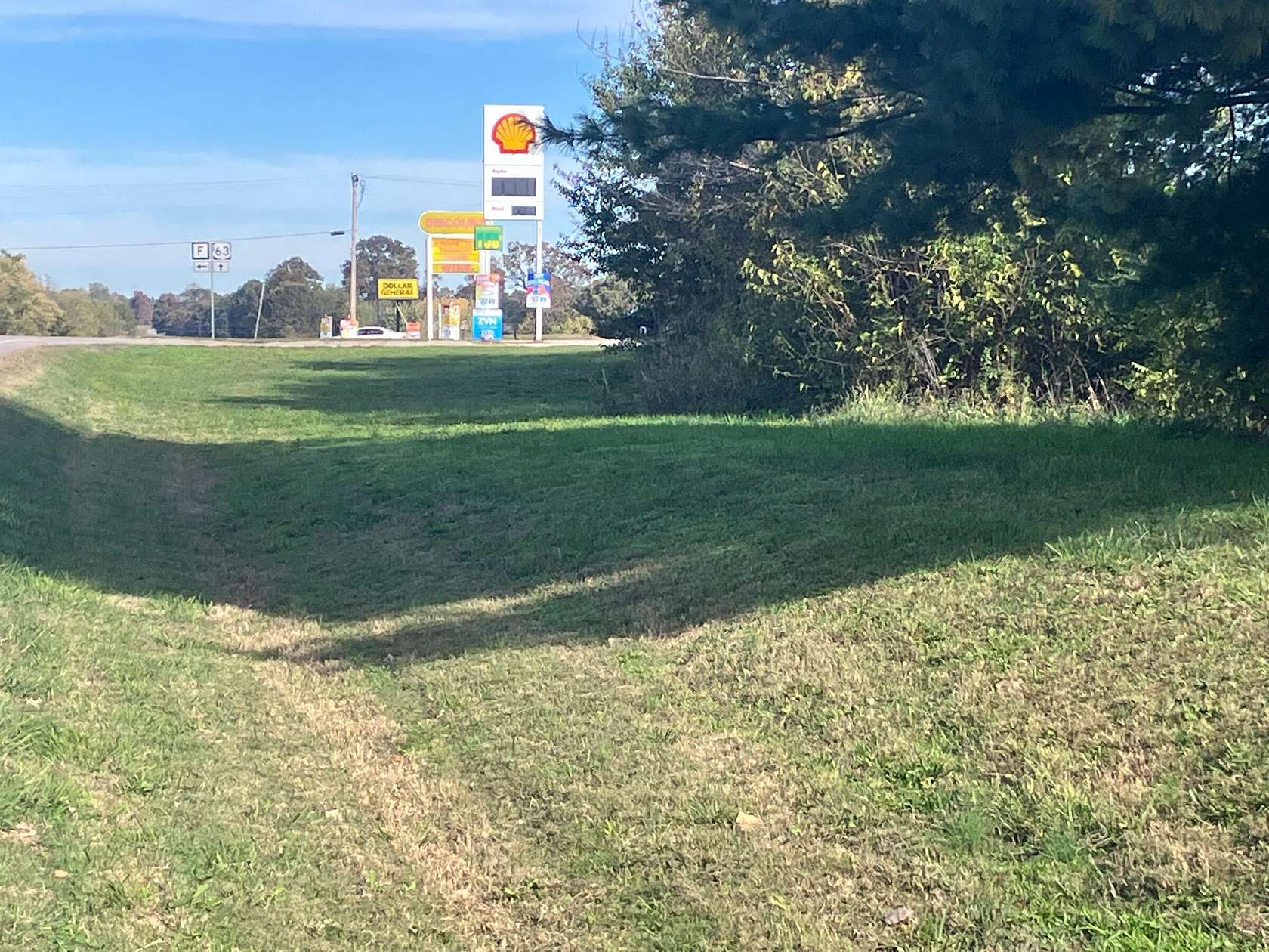 1.5 Acres of Land for Sale in Koshkonong, Missouri