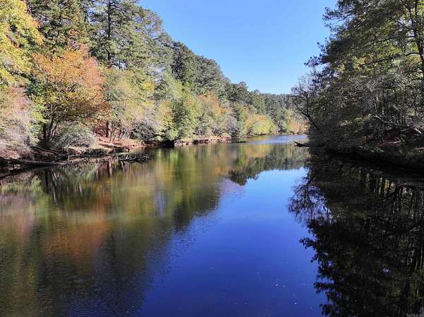 5.63 Acres of Land for Sale in Murfreesboro, Arkansas