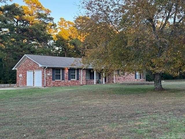 1.64 Acres of Land with Home for Sale in Pocahontas, Arkansas