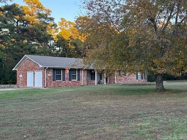 1.64 Acres of Land with Home for Sale in Pocahontas, Arkansas
