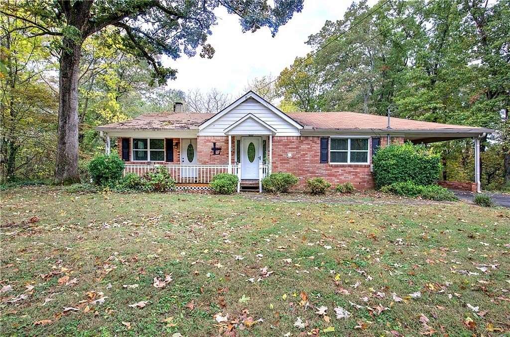 5.12 Acres of Residential Land with Home for Sale in Cartersville, Georgia