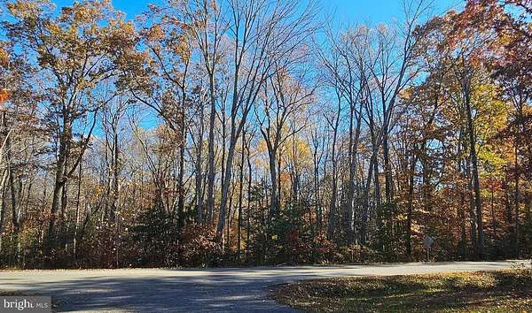 9 Acres of Residential Land for Sale in Hughesville, Maryland
