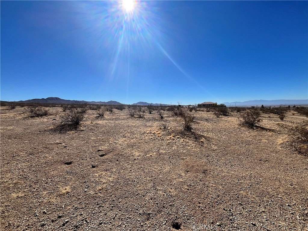 5 Acres of Land for Sale in Oro Grande, California