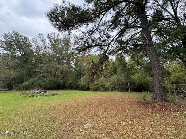 4.5 Acres of Residential Land for Sale in Morton, Mississippi