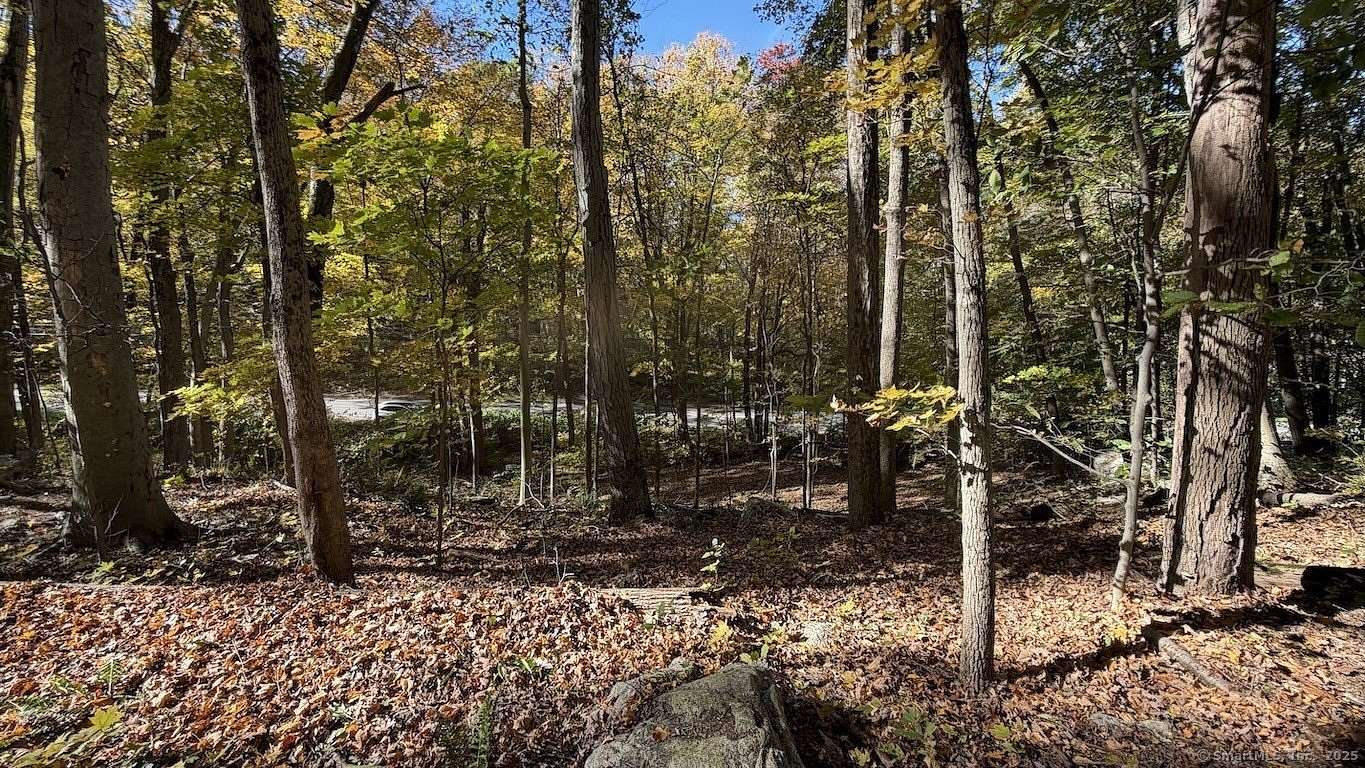 0.61 Acres of Residential Land for Sale in Trumbull, Connecticut