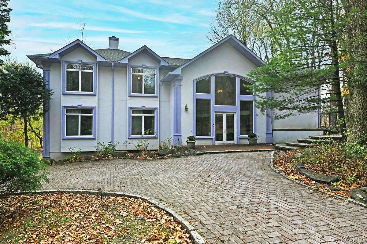 1.5 Acres of Residential Land with Home for Lease in Suffern, New York