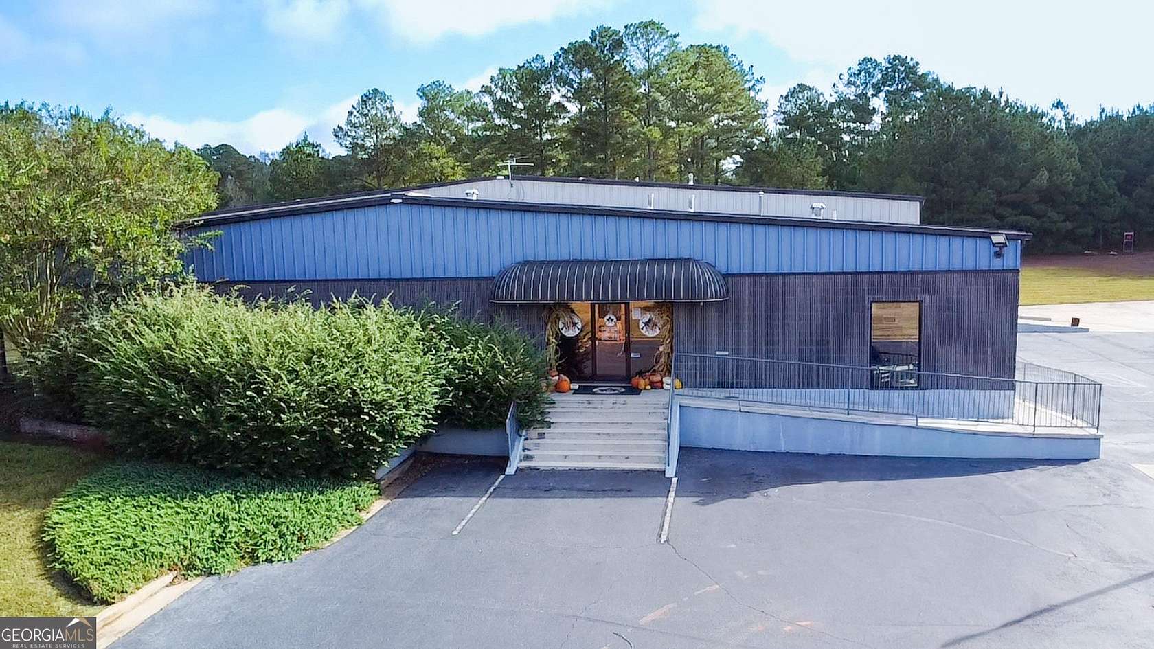 3.5 Acres of Improved Commercial Land for Sale in Barnesville, Georgia