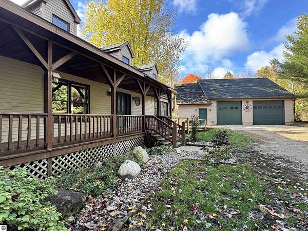 8 Acres of Residential Land with Home for Sale in Mount Pleasant, Michigan