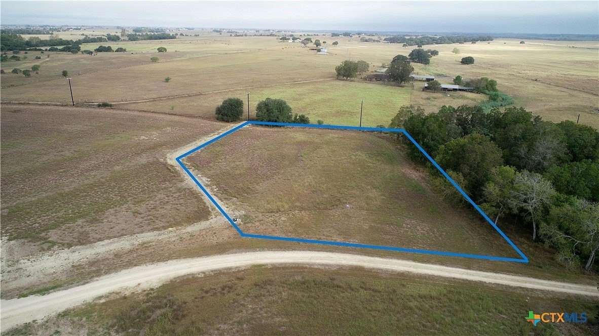 2.4 Acres of Land for Sale in Shiner, Texas