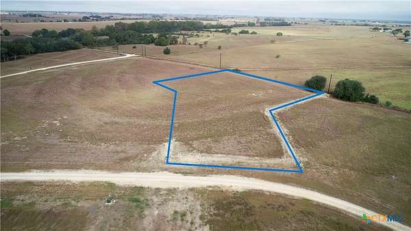 2 Acres of Residential Land for Sale in Shiner, Texas