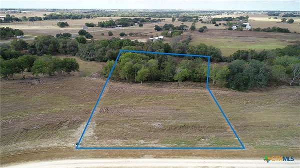2.37 Acres of Residential Land for Sale in Shiner, Texas