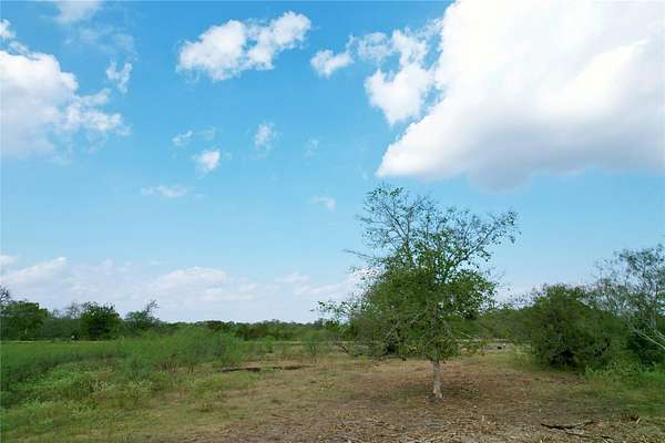 1.2 Acres of Residential Land for Sale in Smithville, Texas