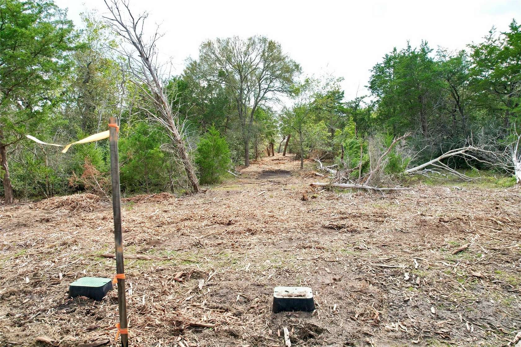 2 Acres of Residential Land for Sale in Smithville, Texas