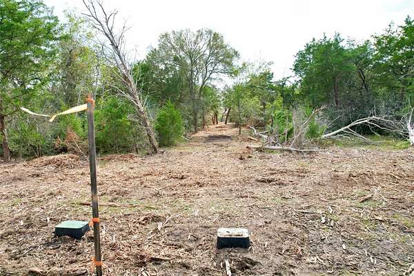 2 Acres of Residential Land for Sale in Smithville, Texas