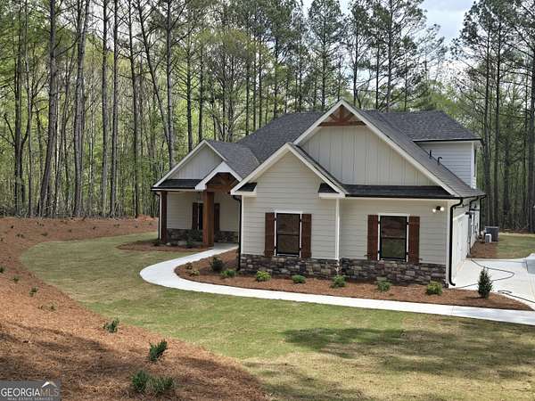 7 Acres of Land with Home for Sale in Temple, Georgia