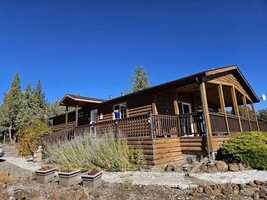 10 Acres of Residential Land with Home for Sale in Alturas, California