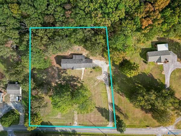 1.5 Acres of Residential Land with Home for Sale in Decatur, Alabama