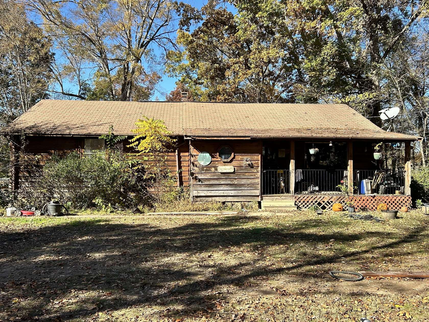 1.73 Acres of Residential Land with Home for Sale in Maryville, Tennessee