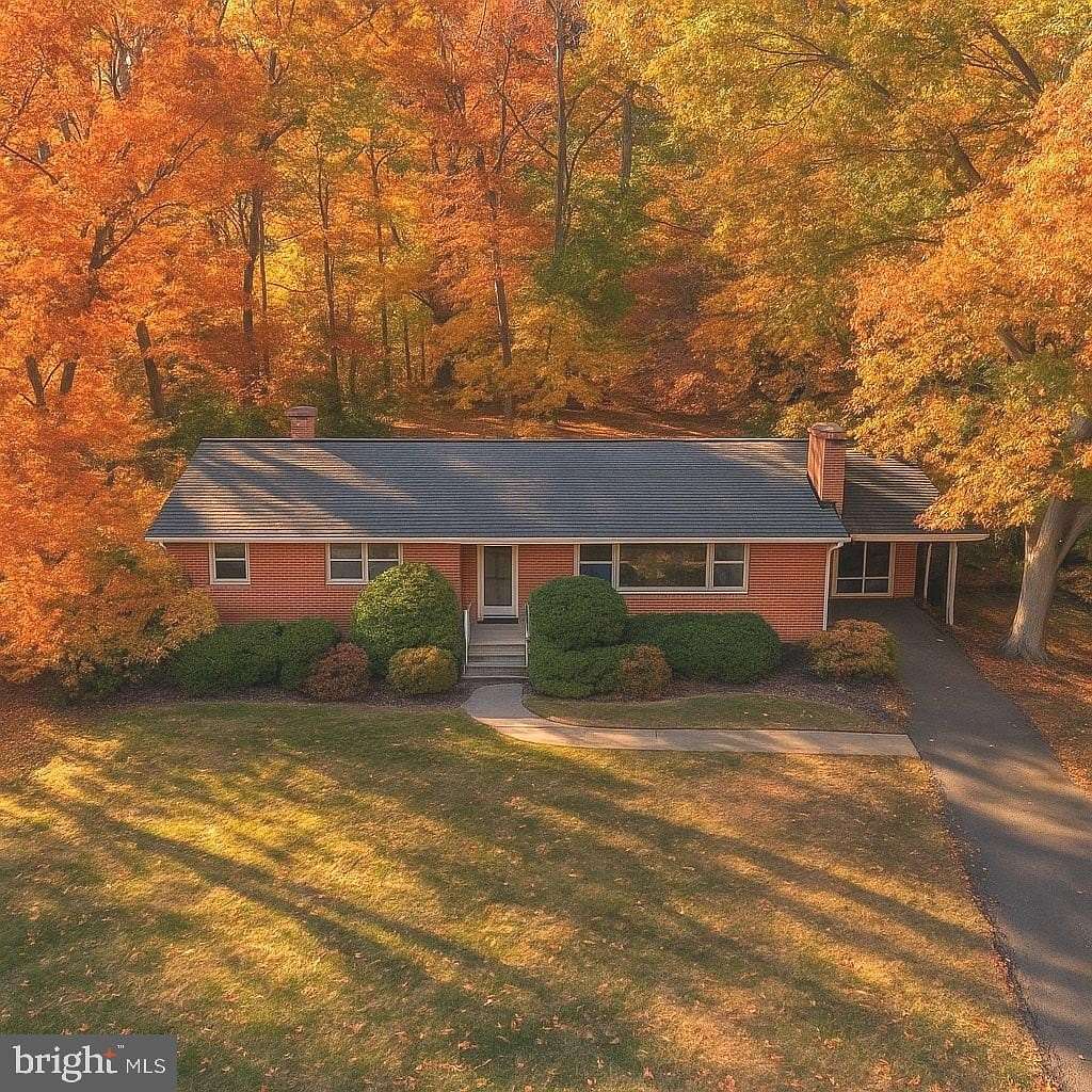 0.56 Acres of Residential Land for Sale in McLean, Virginia