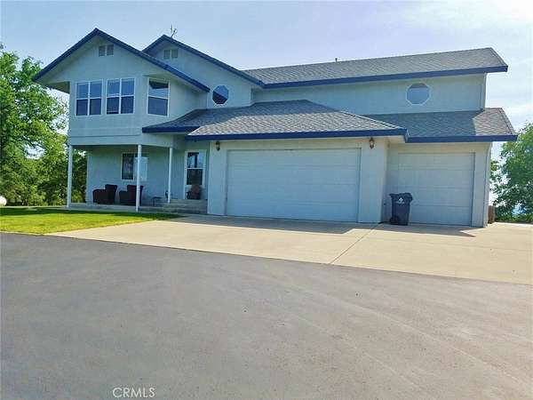 7.29 Acres of Land with Home for Sale in Red Bluff, California