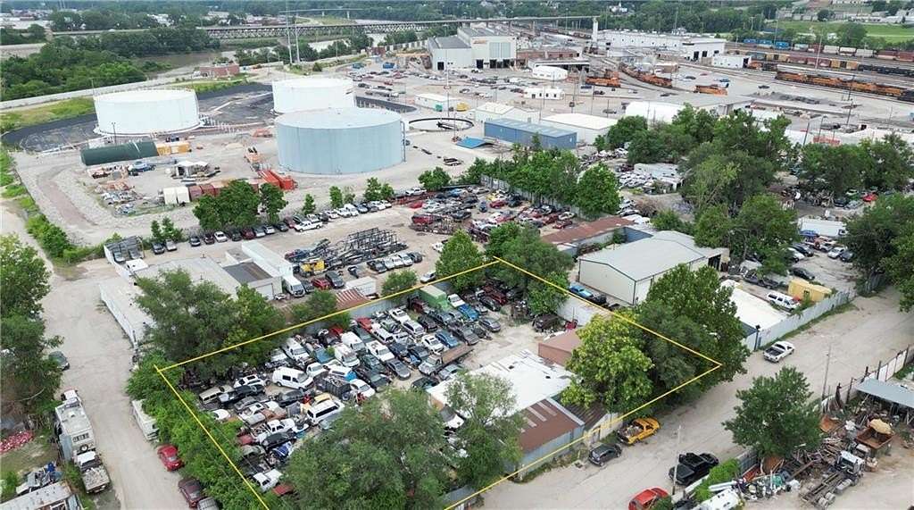 0.5 Acres of Commercial Land for Sale in Kansas City, Kansas