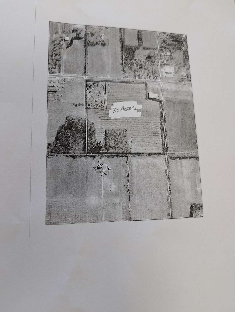 33 Acres of Agricultural Land for Sale in Knox, Indiana