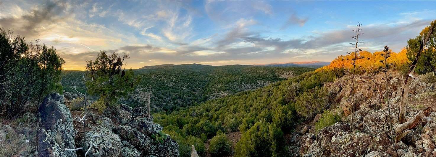 109 Acres of Land for Sale in Seligman, Arizona