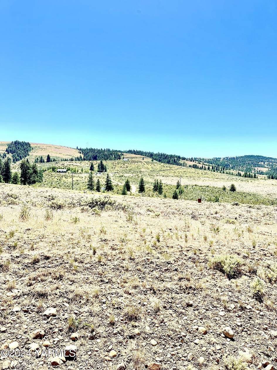 127 Acres of Land for Sale in Cowiche, Washington