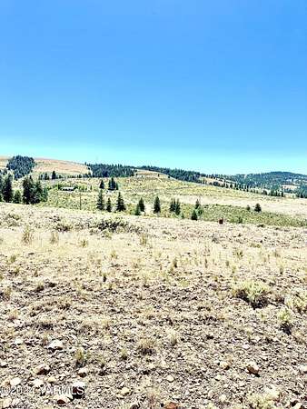 127 Acres of Land for Sale in Cowiche, Washington