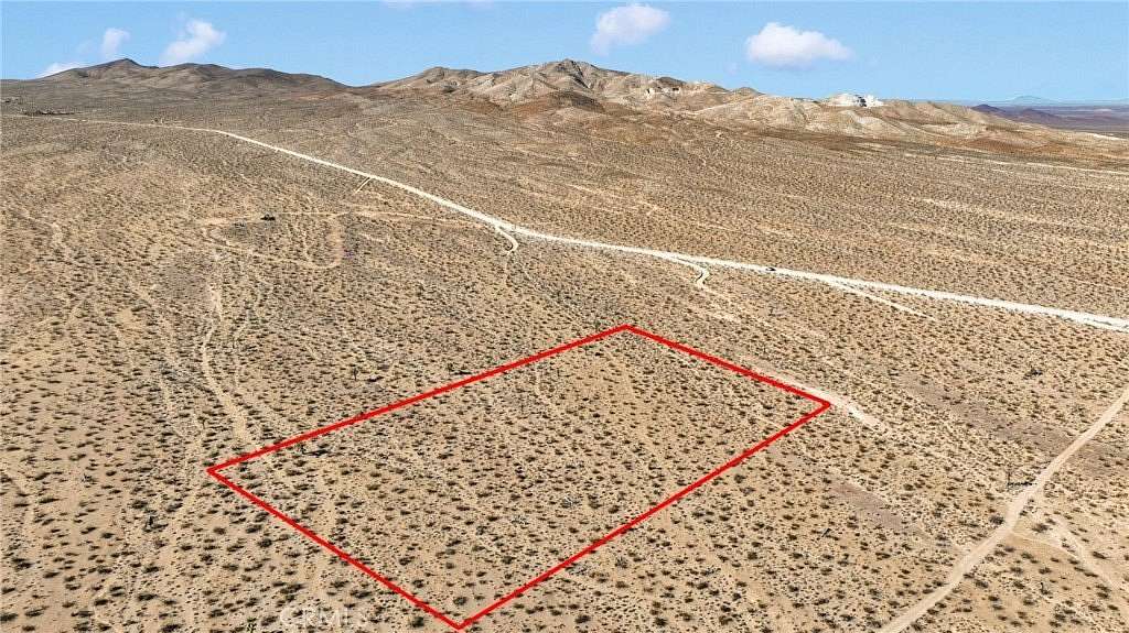 5 Acres of Residential Land for Sale in Adelanto, California