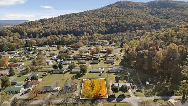 0.33 Acres of Residential Land for Sale in Jasper, Tennessee
