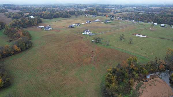 10 Acres of Land for Sale in Cross Plains, Tennessee