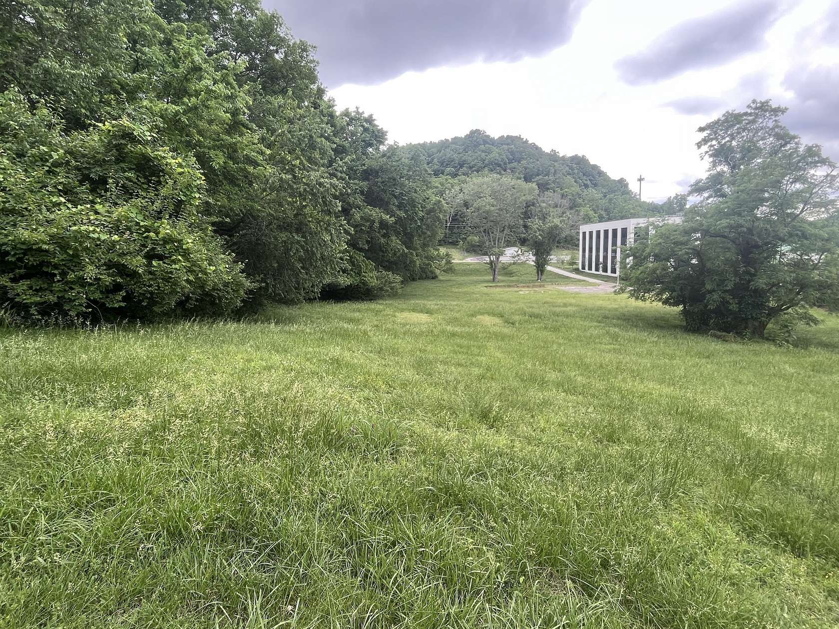 1.87 Acres of Mixed-Use Land for Sale in Brentwood, Tennessee