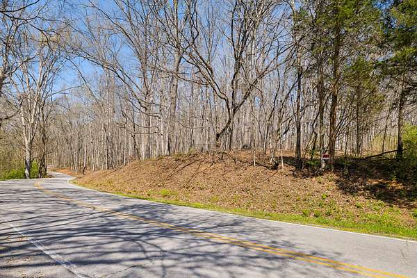 16.6 Acres of Agricultural Land for Sale in Loudon, Tennessee