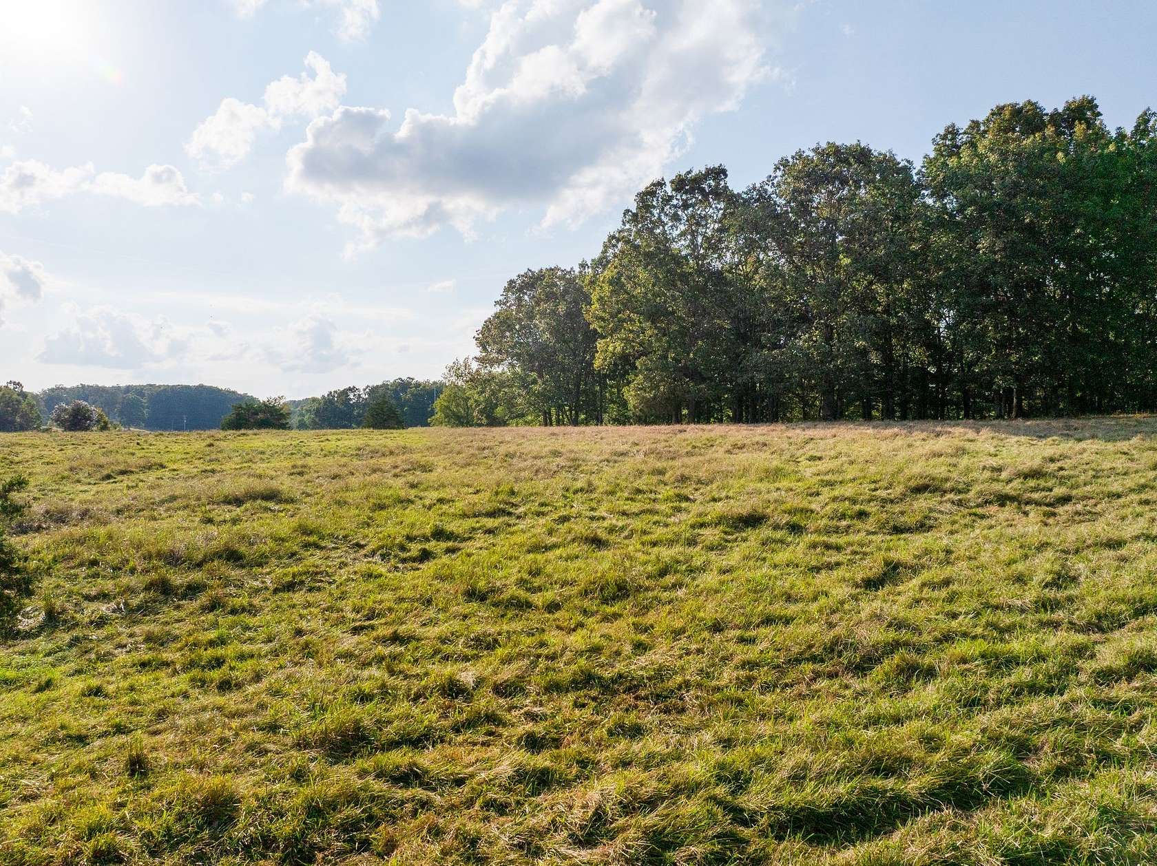 15 Acres of Agricultural Land for Sale in McEwen, Tennessee