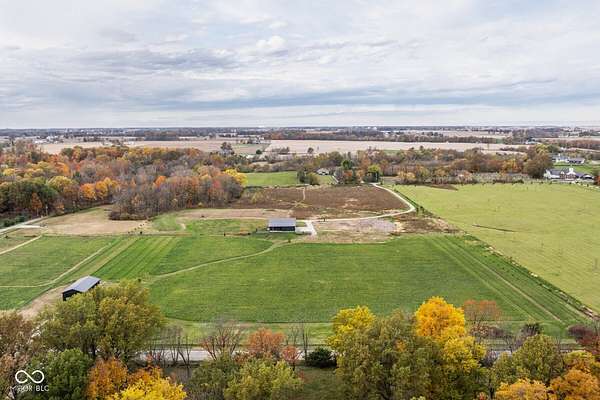 7 Acres of Residential Land for Sale in Zionsville, Indiana