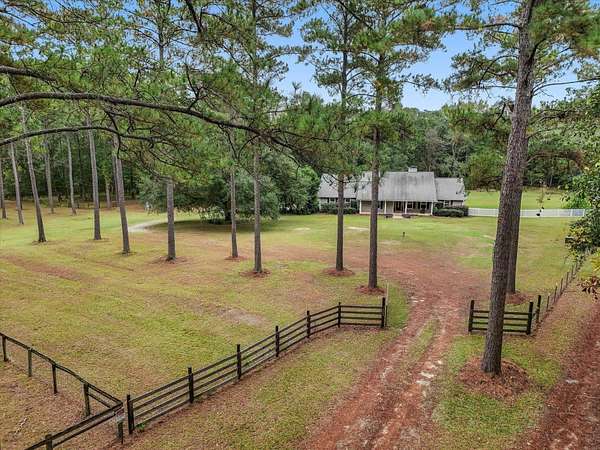 6 Acres of Land with Home for Sale in Monticello, Florida