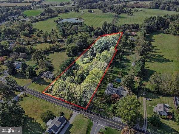 2.2 Acres of Residential Land with Home for Sale in Kennett Square, Pennsylvania